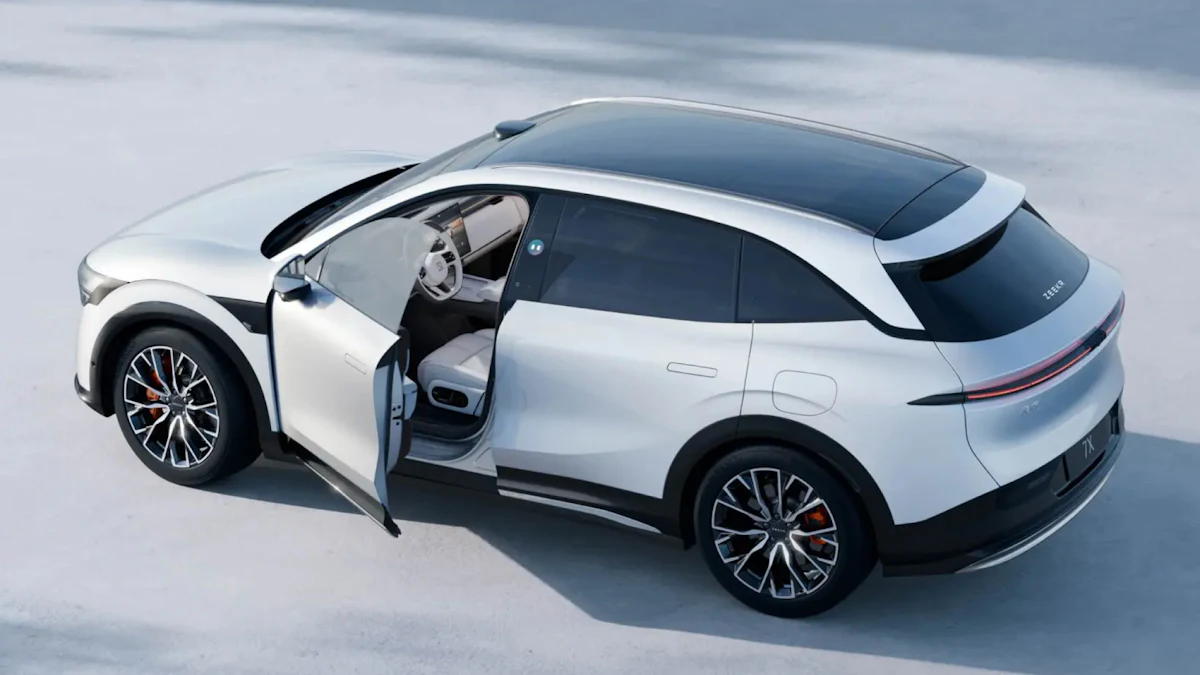 Автоматические безрамочные двери — Zeekr 7x